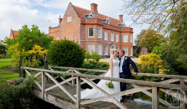 Elms Barn, Beccles, Wedding Photography by Thetford Photography